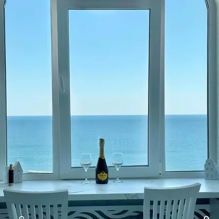 жк Avinion, вид на море Apartment Odesa