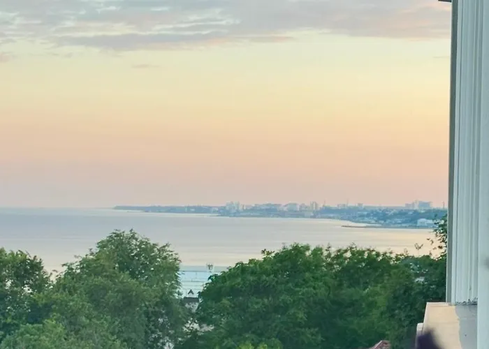 Apartment жк Avinion, вид на море