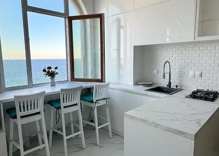 Apartment жк Avinion, вид на море Odesa